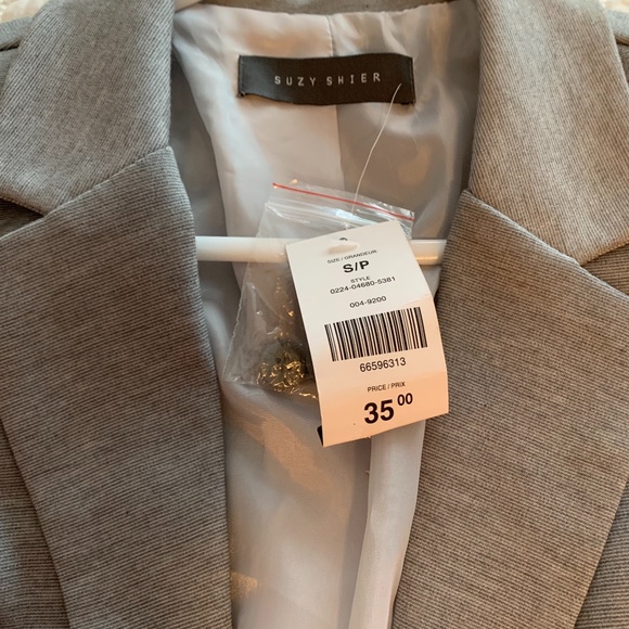 Blazer - Picture 2 of 2